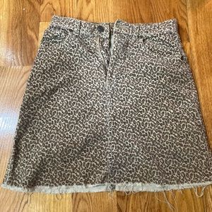 Leopard print gap skirt